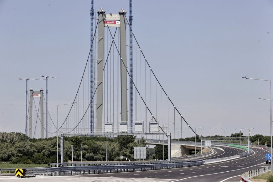Braila: felavatták az EU harmadik leghosszabb függőhídját - KÉPEK