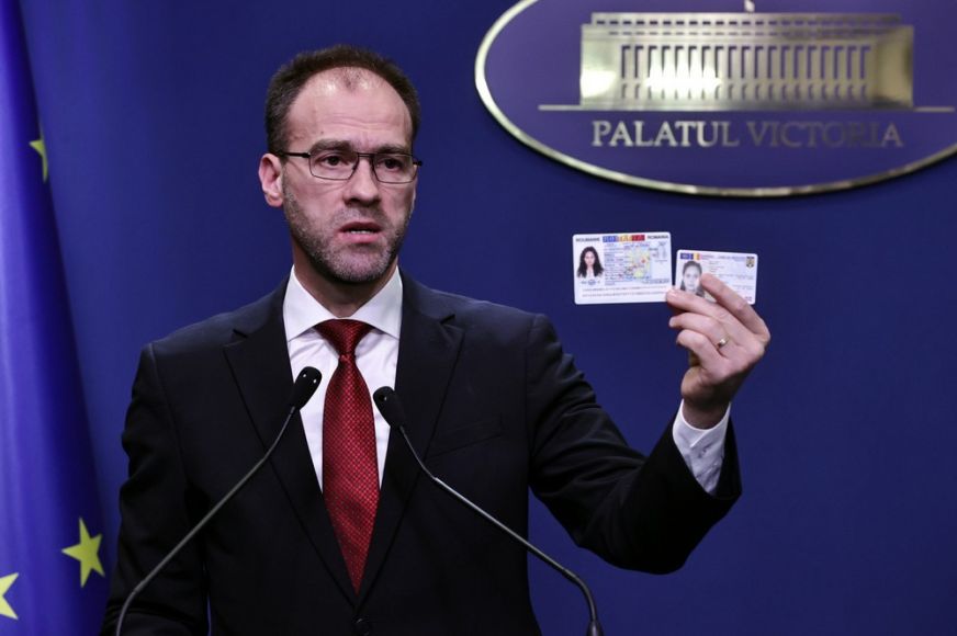 Könnyített eljárással lehet majd igényelni az elektronikus személyazonosító igazolványt