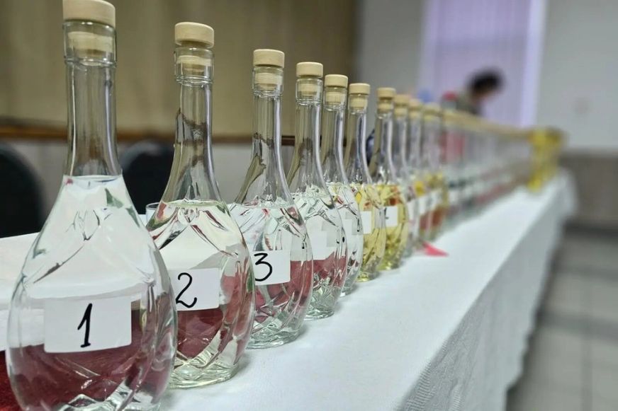 Középpontban a kaplonyi pálinka - Képgaléria