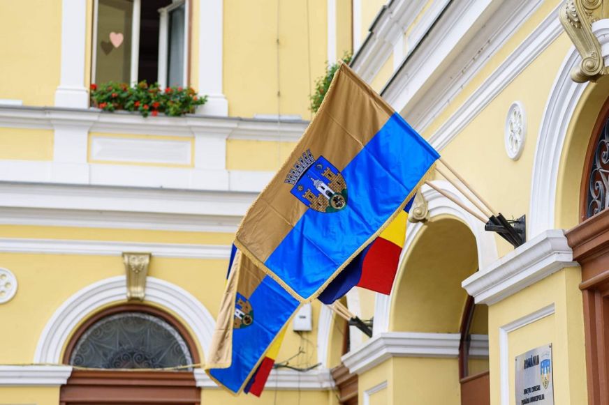 Megsemmisítette a legfelsőbb bíróság a Sepsiszentgyörgy zászlajáról szóló kormányhatározatot