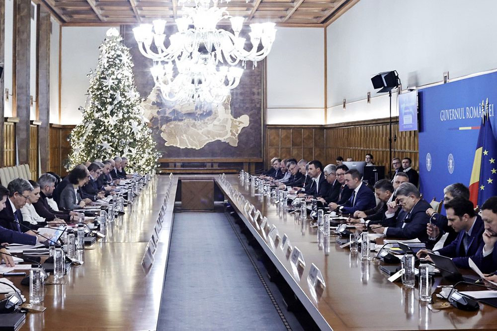 Kormány: a tervezett intézkedések révén a becslések szerint 19 milliárd lejjel csökkennek a költségvetési kiadások
