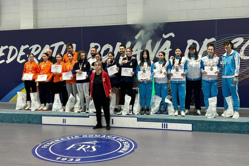 Bajnoki ezüstérmesek a Sportlíceum lányai