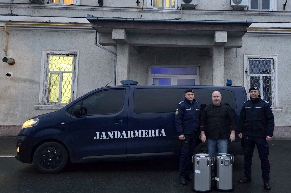 Nyolcvan adag húsgombóclevessel lepték meg a hajléktalanszálló lakóit a szatmári csendőrök
