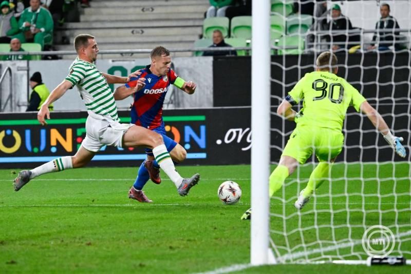 Európa-liga - Emberhátrányban szerzett egy pontot a Plzen ellen a Ferencváros