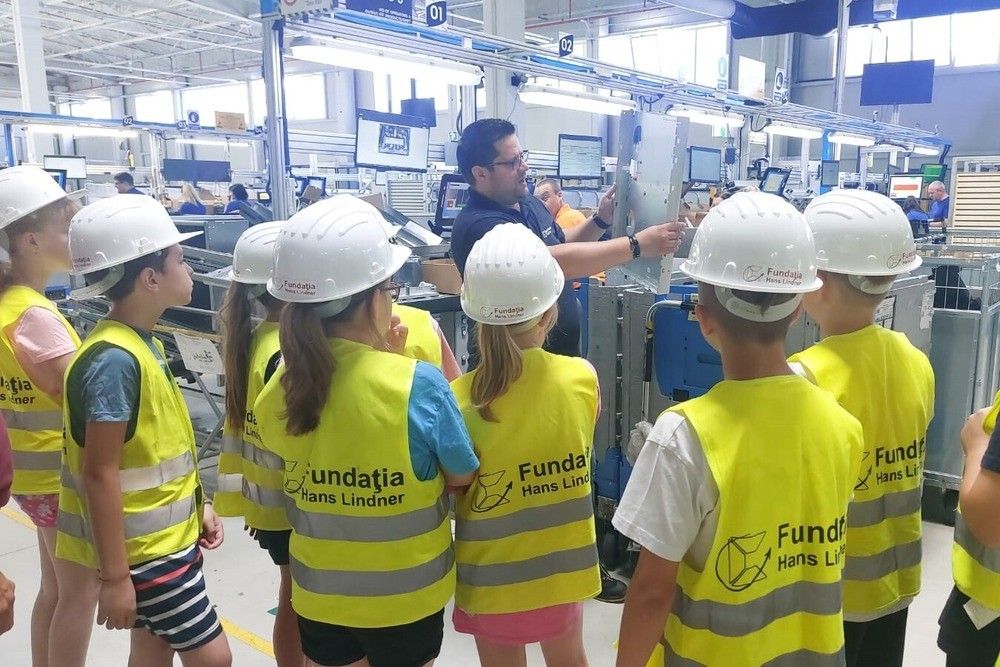 Élményekre épülő szakmaválasztás: farmra látogattak és beleshettek az Electrolux titkaiba