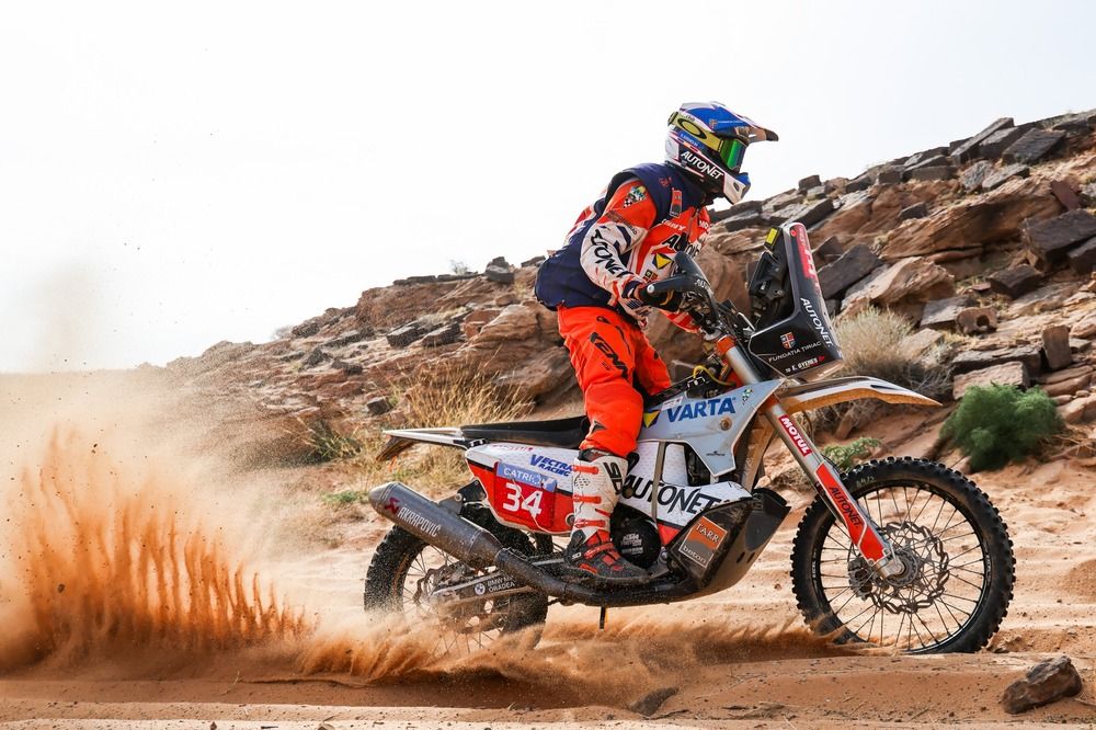 Folytatódik a Dakar: a 6. szakaszt is teljesítette Mani. Mutatjuk, hogy áll most a ranglistán!