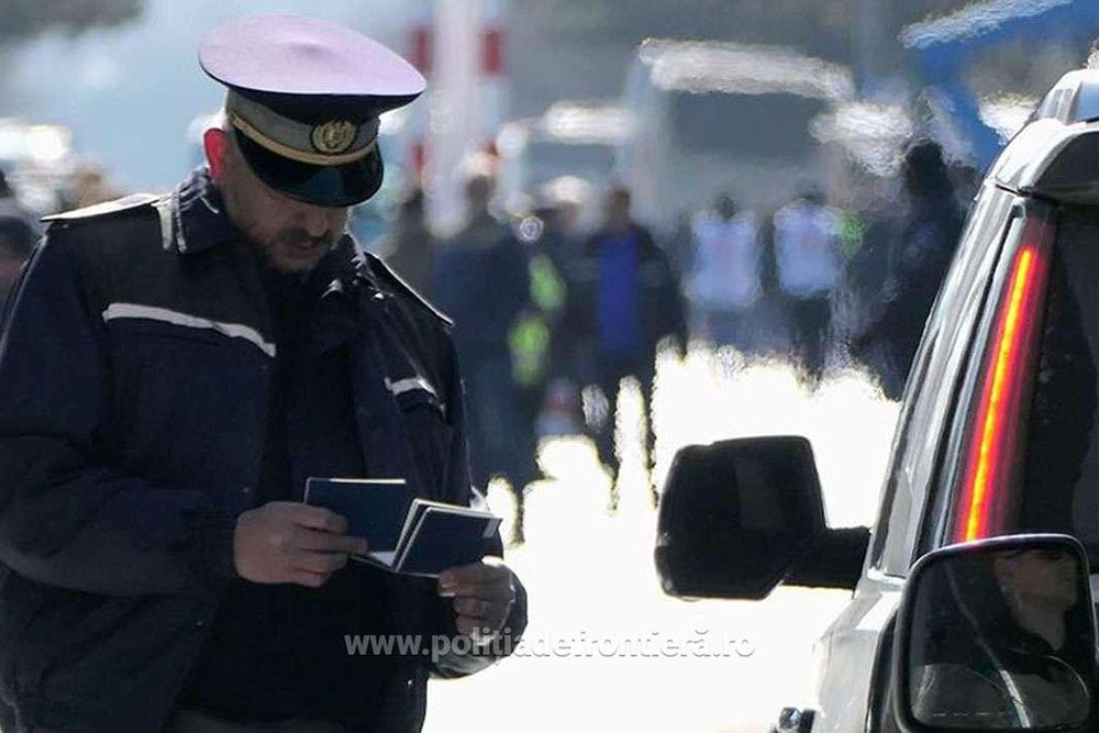 Hamis forgalmi engedélyt mutatott be egy ukrán nő Peténél