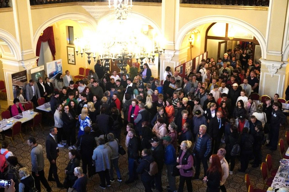 Rengeteg érdeklődőt vonzott a nagykárolyi állásbörze