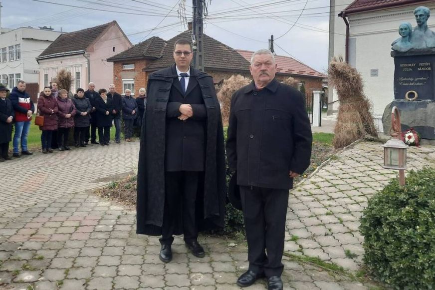 Erdődön, a költő 201. születésnapján