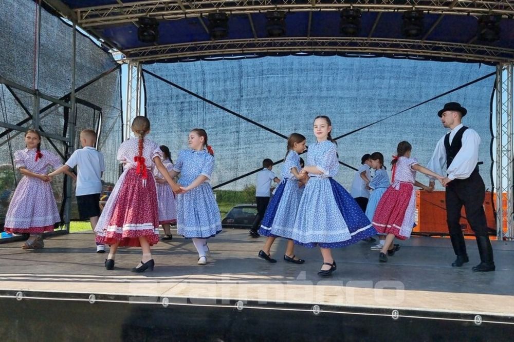 Harmadszor is Kökényfeszt: fesztiváli hangulat és közösségi összetartozás - Képgaléria, Videó