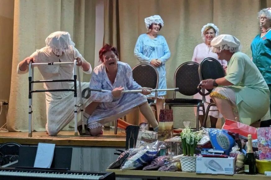 Kaplony. Ingyenes farsangi előadás a kultúrotthonban