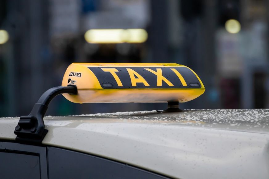 Nyom nélkül felszívódott a taxis, aki ellen ittas vezetés miatt emeltek vádat hétfőn