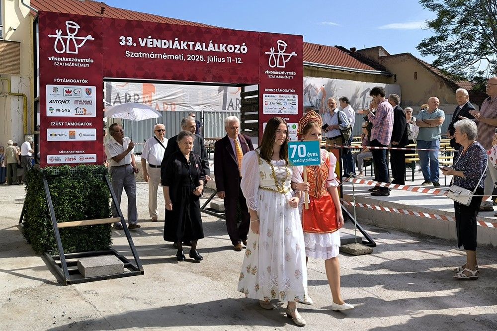 Szilágyi Domokosról is megemlékeztek évfolyamtársai a Véndiáktalálkozón - VIDEÓ