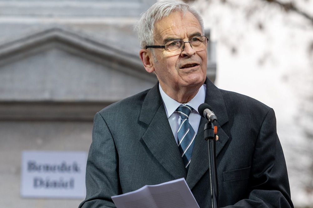 Újra Tőkés László az Erdélyi Magyar Nemzeti Tanács elnöke