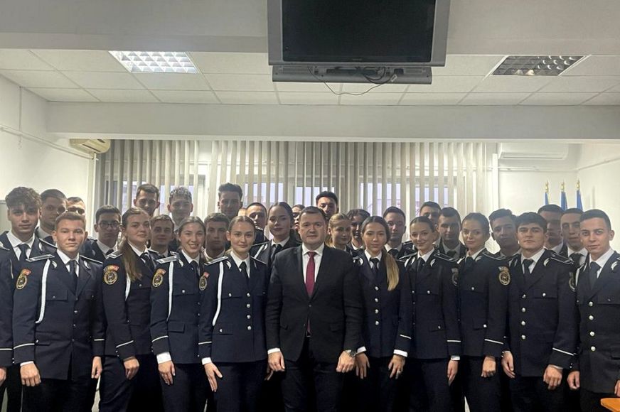 34 fiatal rendőr kezdte meg a szolgálatot Szatmár megyében