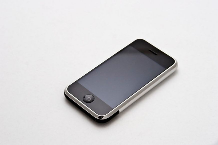 Az eredeti ár több mint 400-szorosáért kelt el egy 2007-es iPhone
