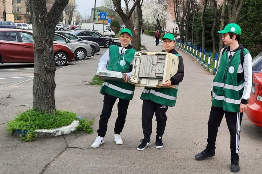 A példás összefogás eredményeként, 42 tonna e-hulladék gyűlt össze idén Szatmár megyében
