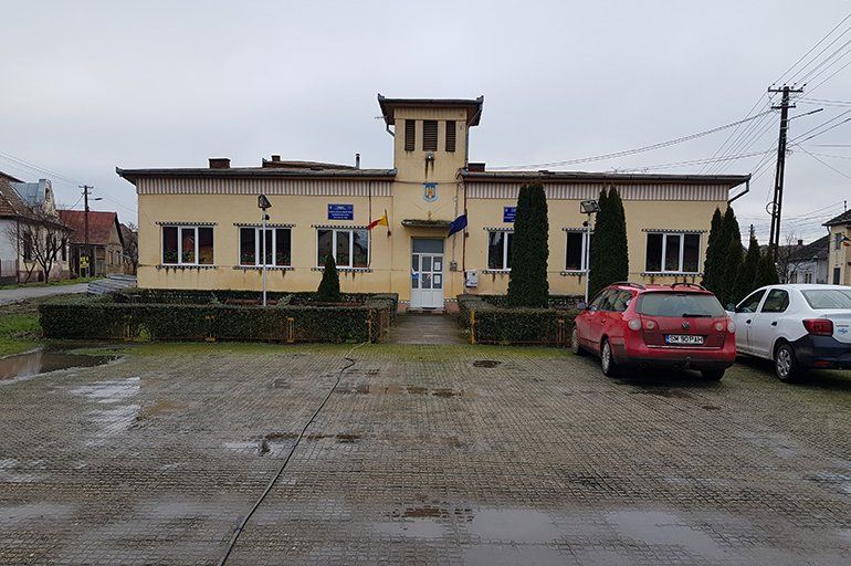 Mezőterem. A kért összeg egyharmadát kapták meg. Csak a járdákat tudják leaszfaltozni