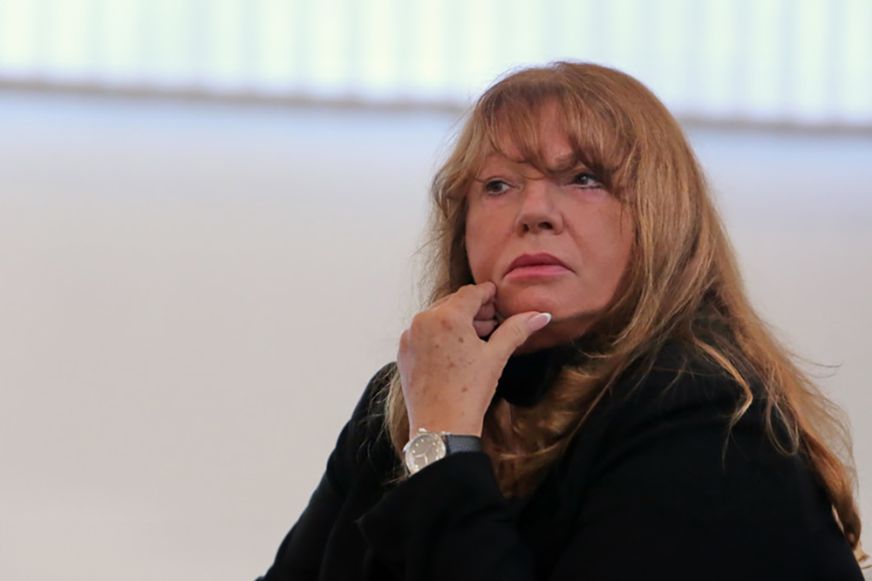 „A gyerek ott ült a sarokban, hogy ő senkinek nem kell” – Zalatnay Sarolta könnyek között mesélt a lányáról