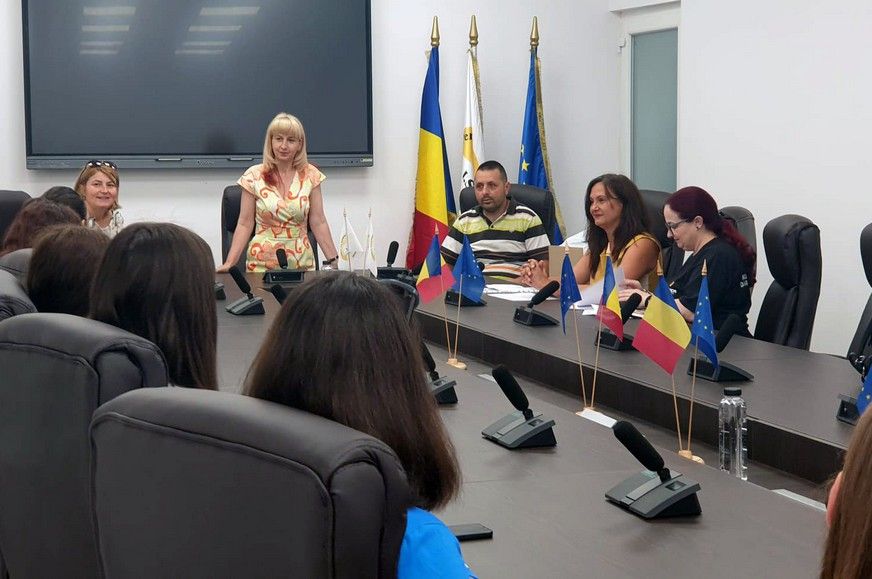 Pénzjutalommal díjazta a jelesre vizsgázókat a SamCivica