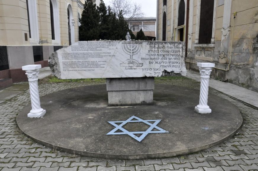 Szatmárnémetiből hat szerelvény indult Auschwitzba
