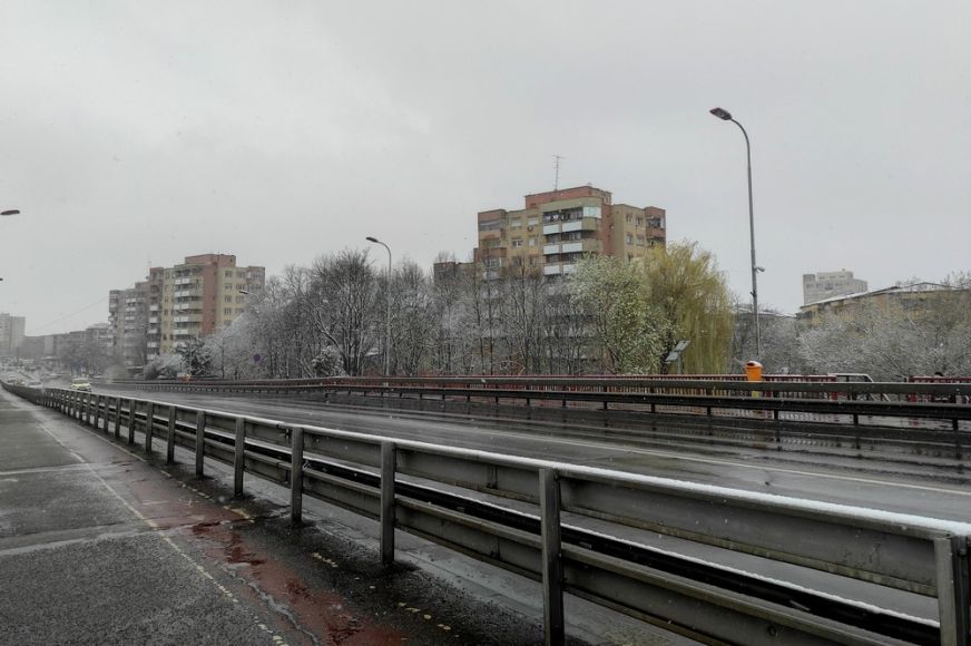 Hideg időre, dérképződésre, megerősödő szélre figyelmeztetnek a meteorológusok
