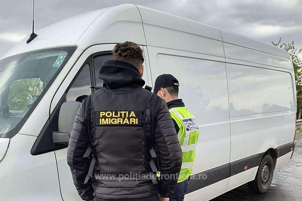 Határmenti razzia Szatmár megyében: több mint 600 személyt ellenőriztek a hatóságiak