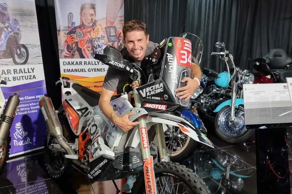 Végleg bekerült Gyenes Mani Dakar-motorja a Țiriac-kollekcióba