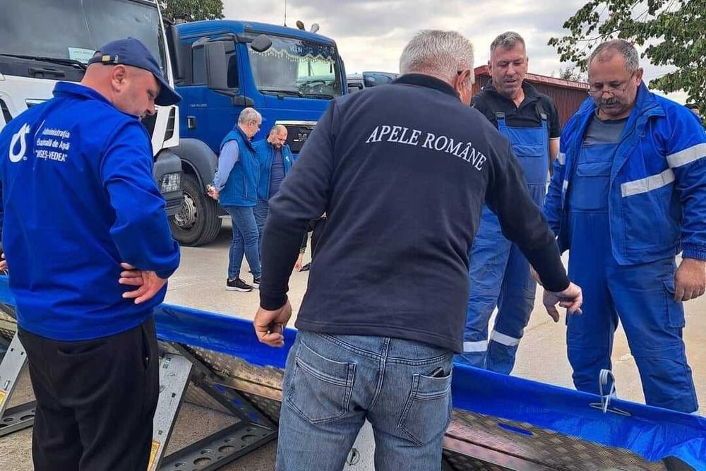 A szakemberek szerint szeptember 28-29-ére várható az áradás a Duna romániai szakaszán; zajlanak az árvízvédelmi előkészületek
