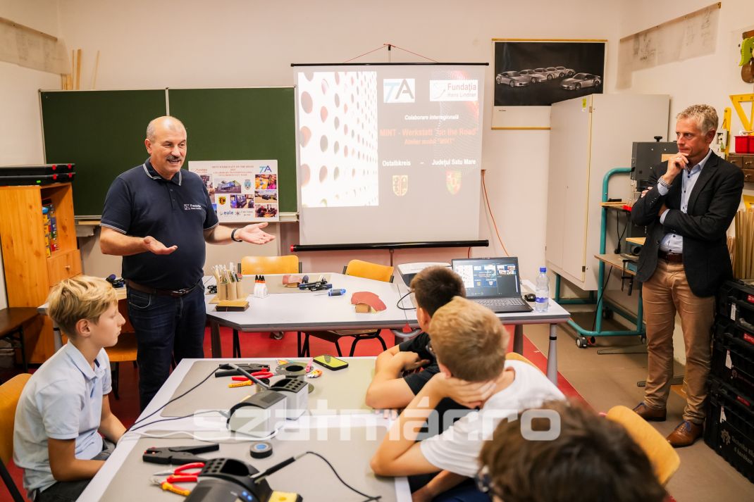 Gyakorlatban a tudás – izgalmas workshopot tartottak a szatmárnémeti Technika Házában