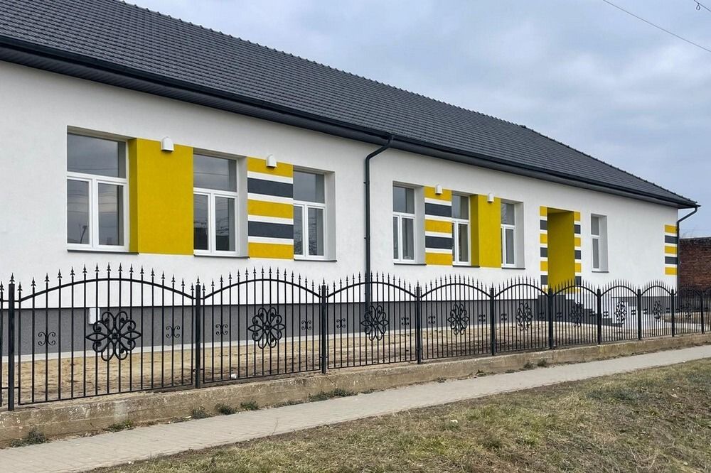 Befejeződött a csatornázás és az iskolák felújítása, jön a sportcsarnoképítés Érendréden