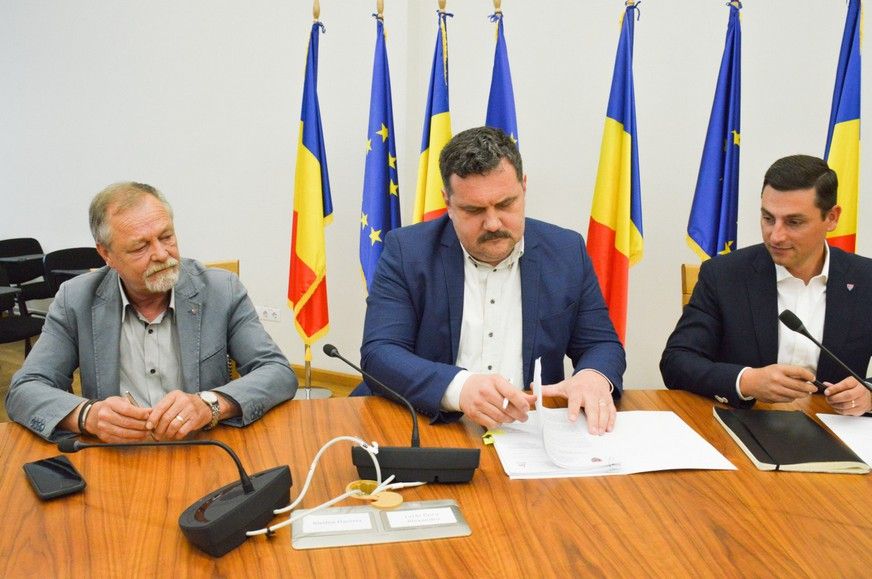 Aláírták a Szatmárnémeti – Nagybánya gyorsforgalmi út megvalósíthatósági tanulmányának elkészítéséről szóló szerződést
