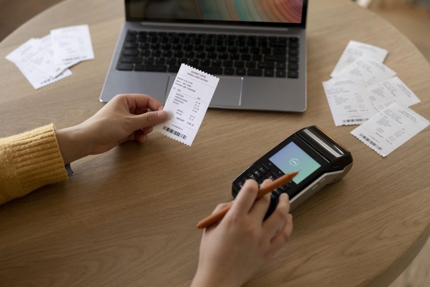 Sürgösségi rendelet: csak június 1-től bírságolják az elektronikus számlák feltöltését elmulasztó adófizetőket