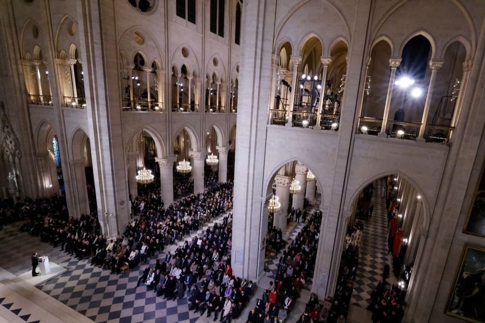 Öt és fél évvel a tűzvész után megnyílt az újjáépített párizsi Notre-Dame