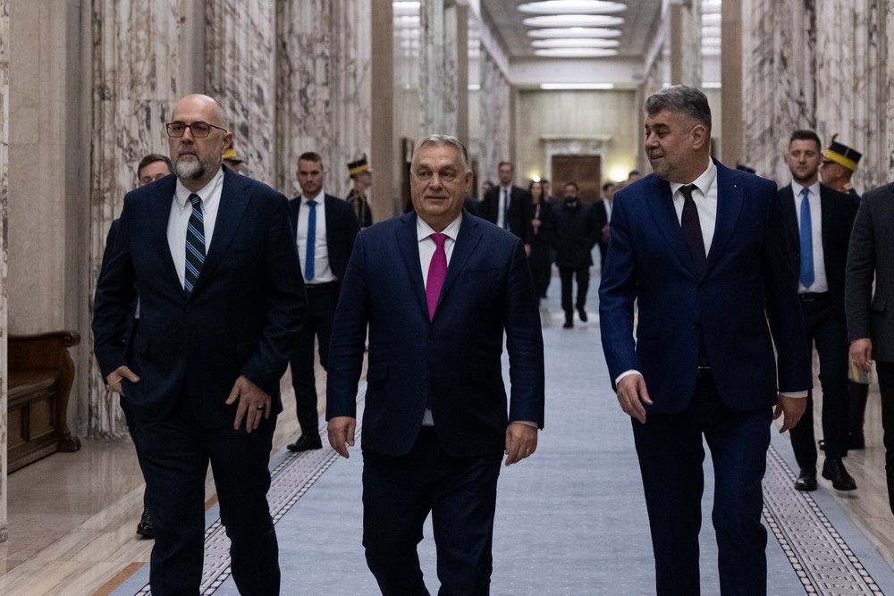 Románia schengeni csatlakozása közös érdek. Bukarestben egyeztetett Marcel Ciolacu és Orbán Viktor