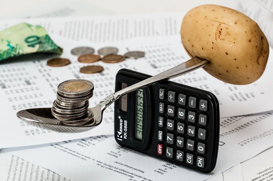 Október elsejétől 3300 lejre nőtt az országos bruttó minimálbér