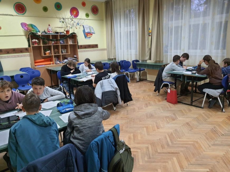 Bolyai Matematika Csapatverseny. Nyolc szatmári csapat versengett az országos döntőben