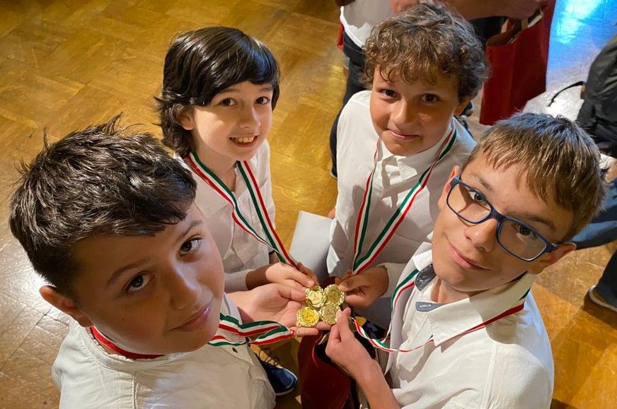 Remekelt a kölcseys Matemágusok csapat a Nemzetközi Bolyai Matematika Csapatversenyen