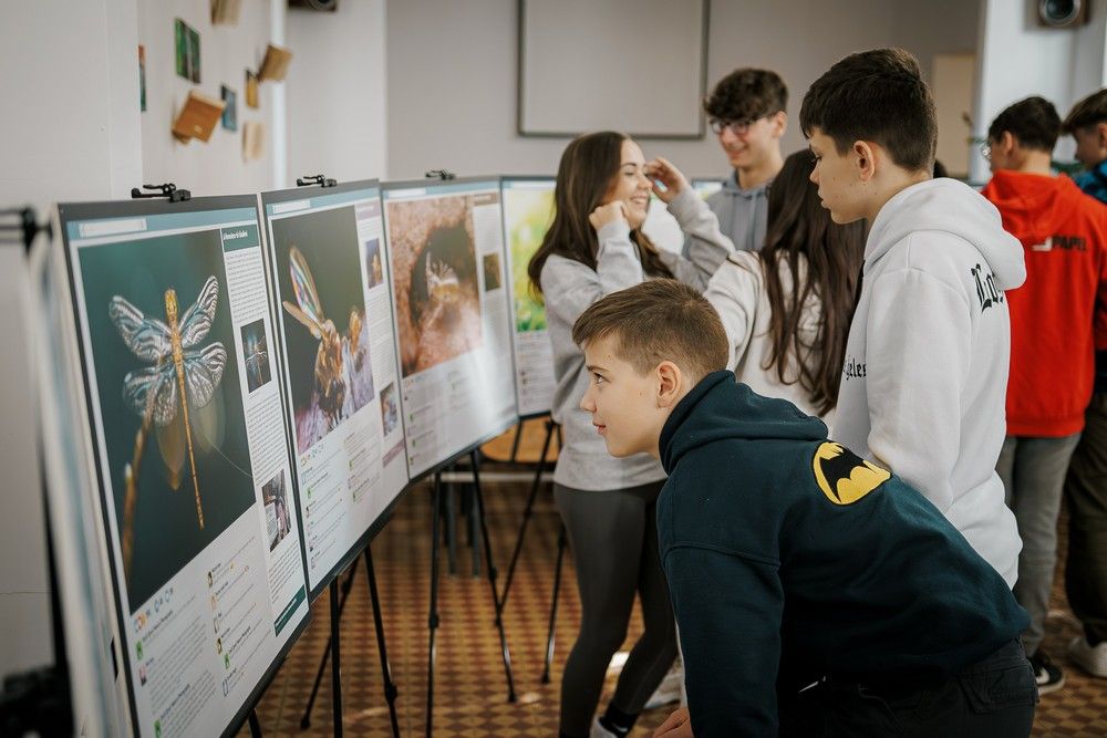 Több ezer diák vett részt a Collegium Varadinum vándorkiállításán