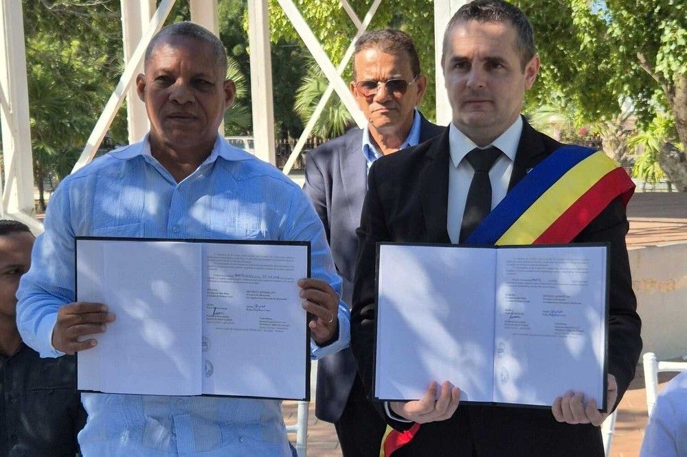 Exotikus kapcsolatok: a Dominikai Köztársaság egyik városával kötött testvértelepülési szerződést egy szatmári község