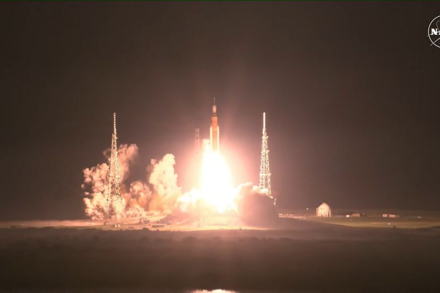 Elindult a világűrbe a NASA új generációs holdrakétája - VIDEÓ