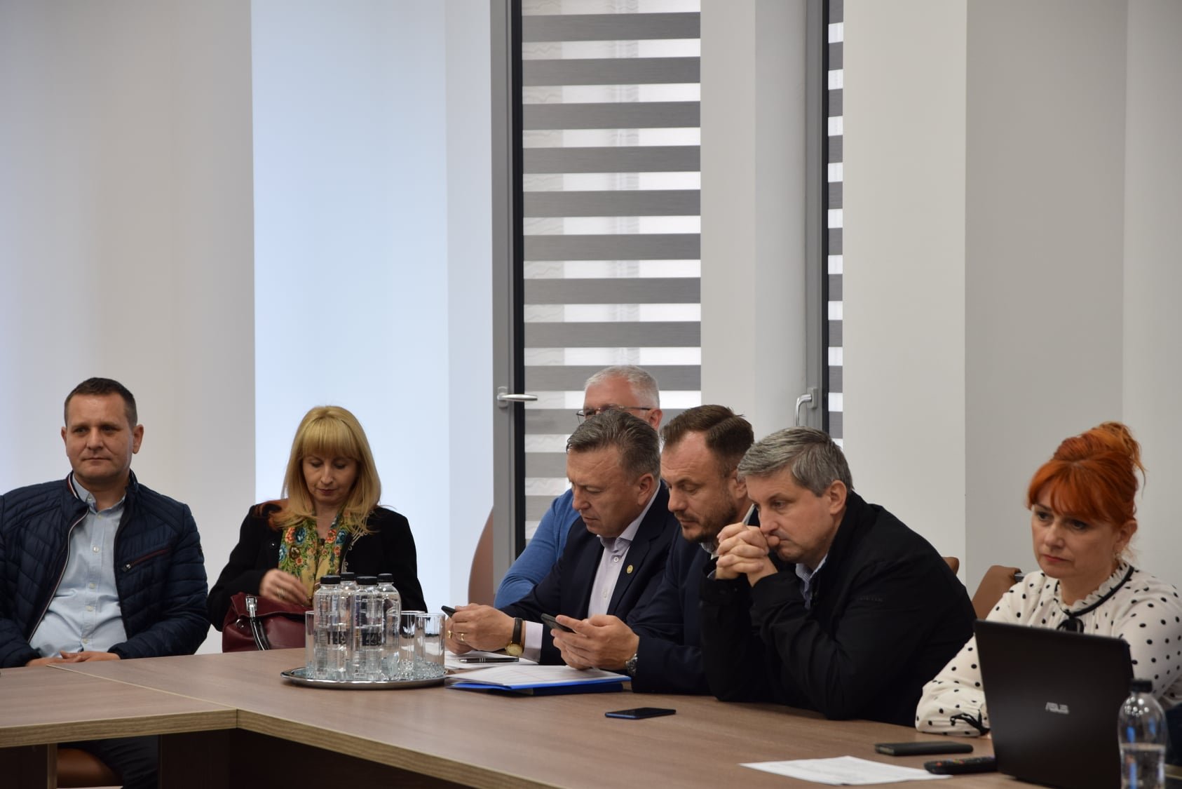 Elégedetlen a közintézmények teljesítményével a Szatmár megyei prefektus