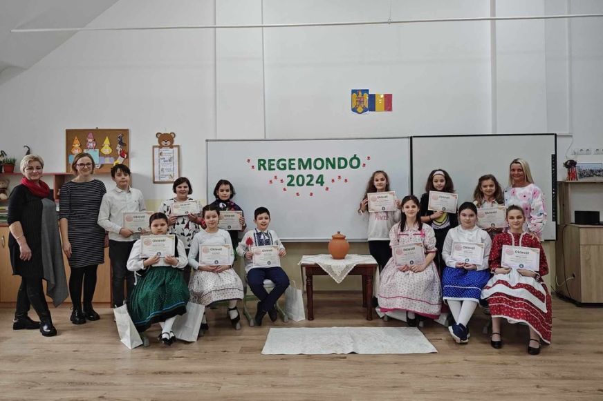 Regemondó verseny és a Képrege rajzpályázat megyei szakaszát tartották a Kölcsey Ferenc Főgimnáziumban - Képgaléria