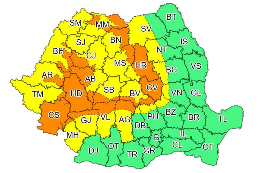 Záporokra, zivatarokra figyelmeztető riasztások vannak érvényben szerdáig