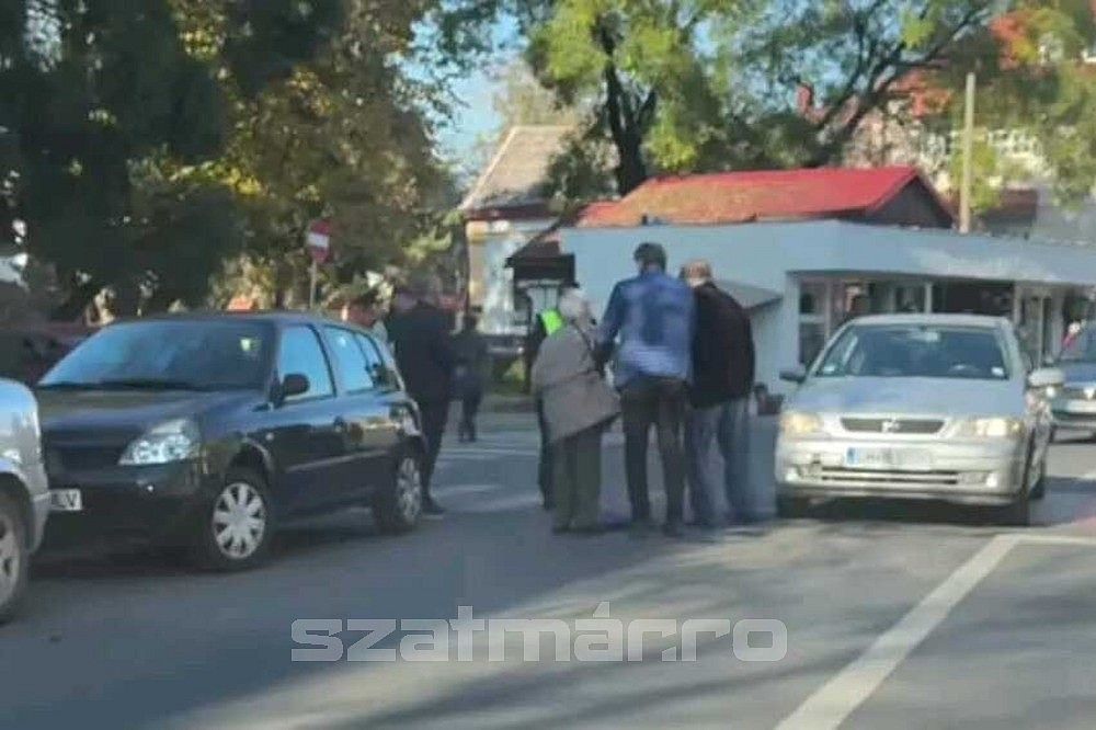 Idős gyalogost ütött el egy idős sofőr Szatmárnémetiben