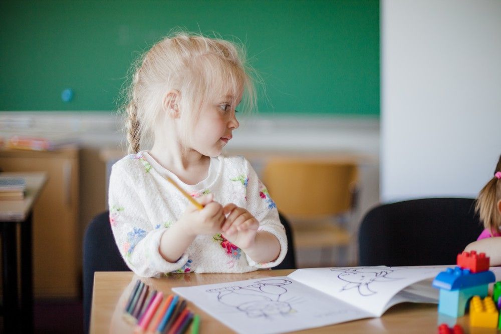 „De nehéz az iskolatáska…” Beszéljünk az iskolaérettségről és az elvárásokról!
