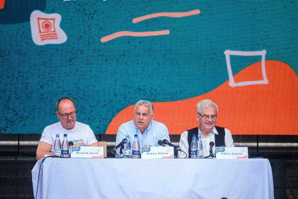 Tusványos - Orbán Viktor: világrendszerváltozás jön, Ázsia lesz a világ központja