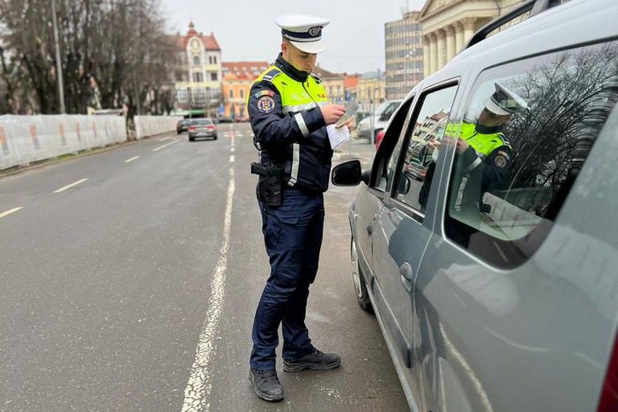 Két évre eltiltották a vezetéstől a sokadik alkalommal nyakon csípett sofőrt