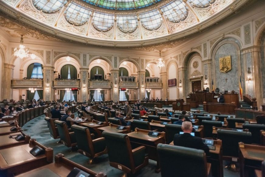 Bővítette a szenátus az energiaügyi rendelet kedvezeményezettjeinek a körét