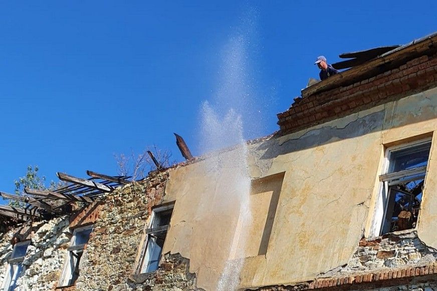 Elhagyott épülethez riasztották a Szatmár megyei tűzoltókat